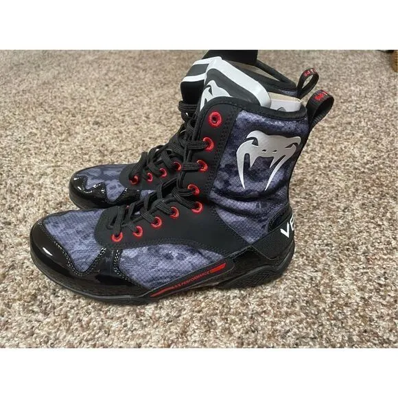 Venum Elite Boxing Lace Up Shoes Dark Camo Men’s Size 7 Brand New with Box