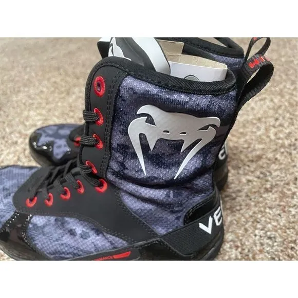 Venum Elite Boxing Lace Up Shoes Dark Camo Men’s Size 7 Brand New with Box