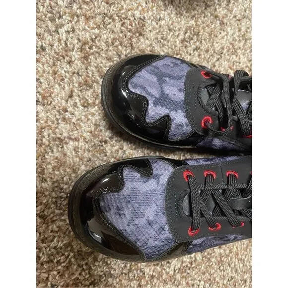 Venum Elite Boxing Lace Up Shoes Dark Camo Men’s Size 7 Brand New with Box