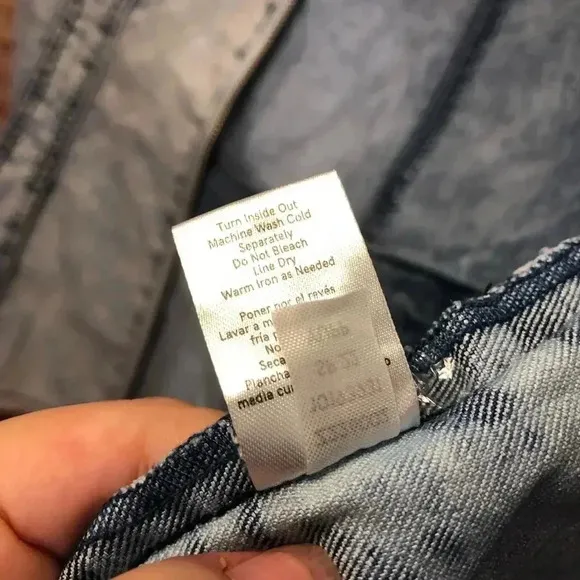 VENUS Women’s Jean Jacket