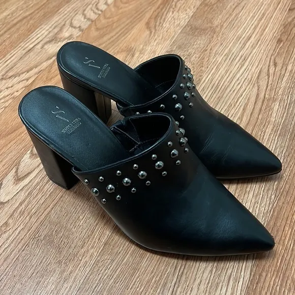 Vera Wang woman shoes