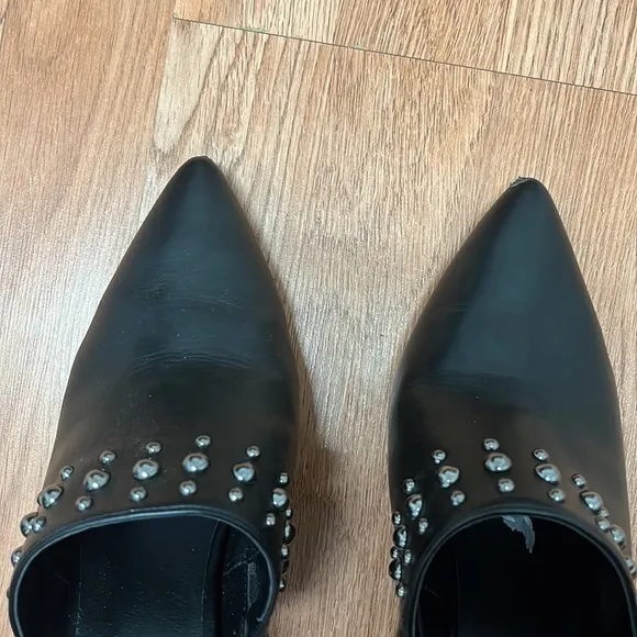 Vera Wang woman shoes