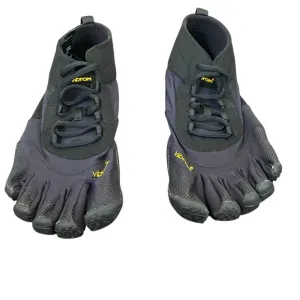 Vibram fivefingers black lace up shoes men’s size 11.5