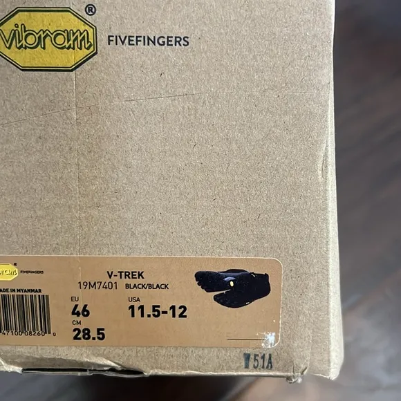 Vibram fivefingers black lace up shoes men’s size 11.5