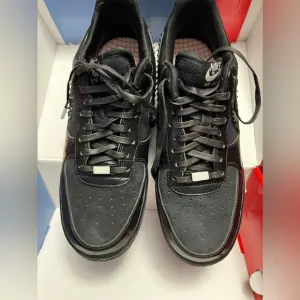 Vintage Black Nike Air AFI XXX Women’s Sz 9 tennis Shoes