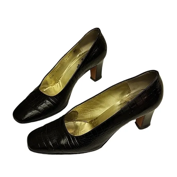 Vintage Bruno Magli Croc Embossed Leather Pumps 10 Classic Heels Bologna Italy