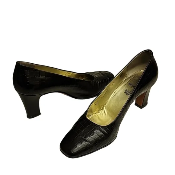 Vintage Bruno Magli Croc Embossed Leather Pumps 10 Classic Heels Bologna Italy