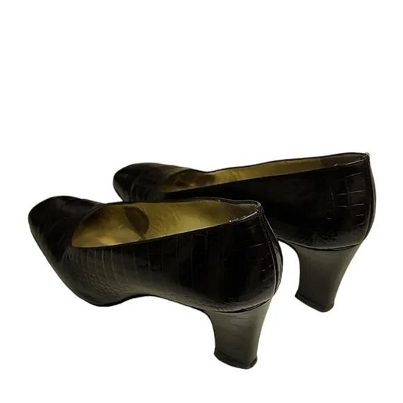 Vintage Bruno Magli Croc Embossed Leather Pumps 10 Classic Heels Bologna Italy