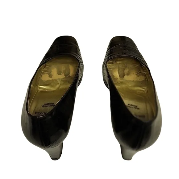 Vintage Bruno Magli Croc Embossed Leather Pumps 10 Classic Heels Bologna Italy