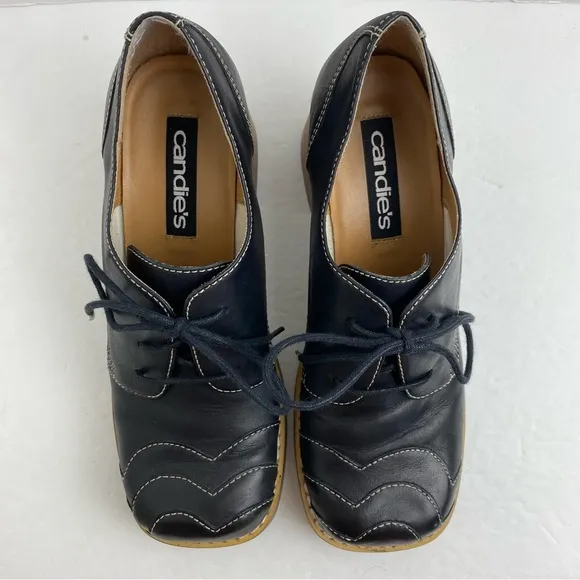 Vintage Candie’s size 8 Women’s Black Leather Lace Up Chunky Block Heel Shoes