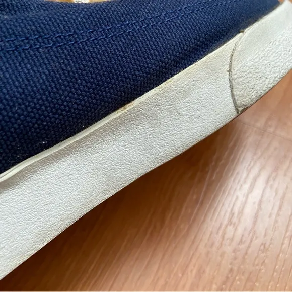 Vintage Nike Women’s Logo 90s Shoes Size 7