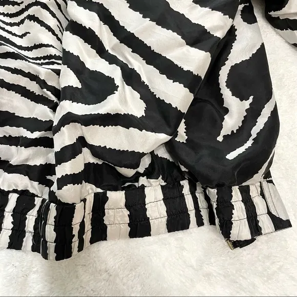 Vintage zebra print silky lightweight jacket with pockets ✨