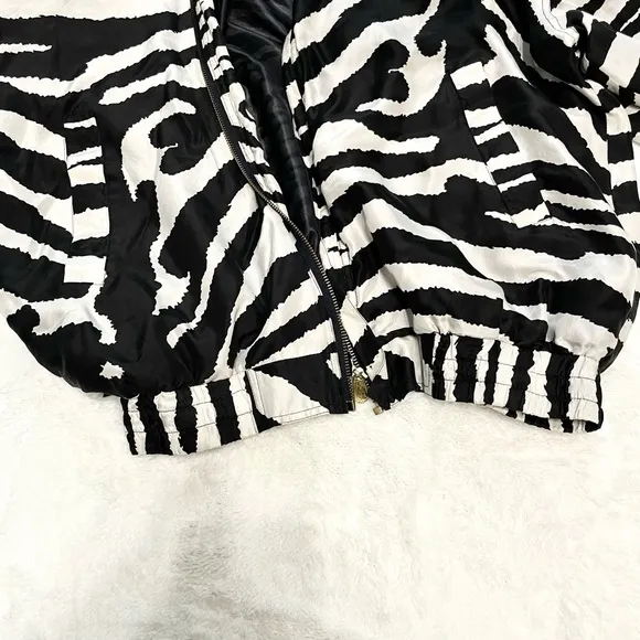 Vintage zebra print silky lightweight jacket with pockets ✨