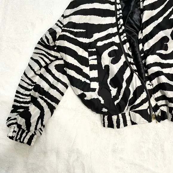 Vintage zebra print silky lightweight jacket with pockets ✨