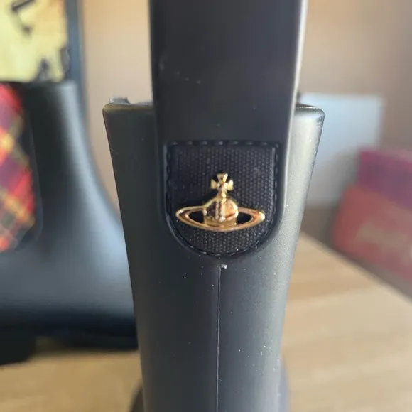 Vivienne Westwood x Melissa ankle rain boots size 10