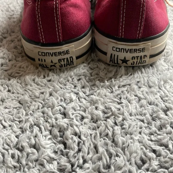 Vtg M7W9 Converse All Star Chuck Taylor Unisex Maroon Low Top Made in USA Shoes