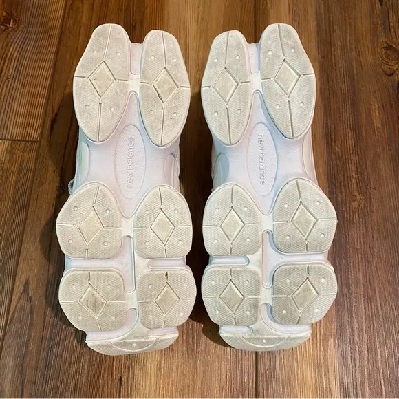 White New Balance 9060 Sneakers Tennis Shoes