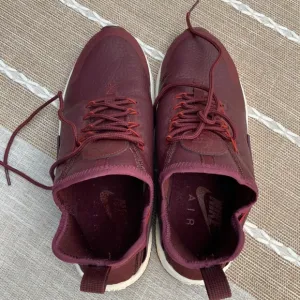 Women NIKE Air