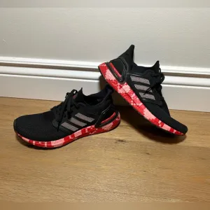 Women’s 9/men’s 7.5 Adidas Ultraboost