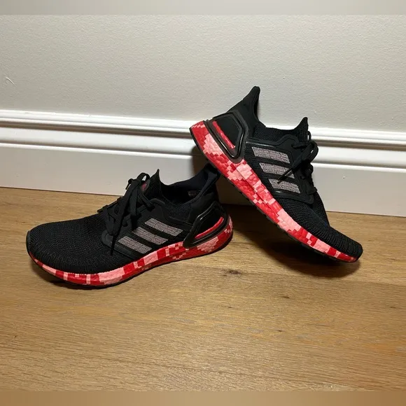 Women’s 9/men’s 7.5 Adidas Ultraboost