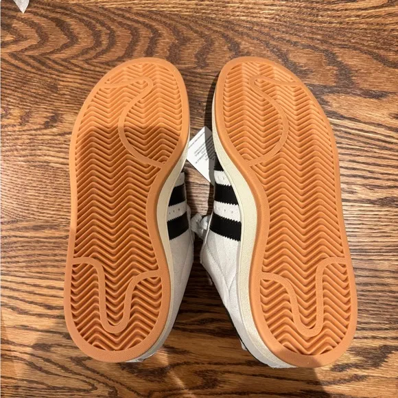 Women’s Addias Campus 00s Shoes