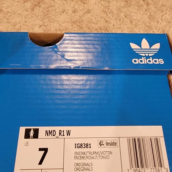 Women’s Adidas NMD_R1 Shoes