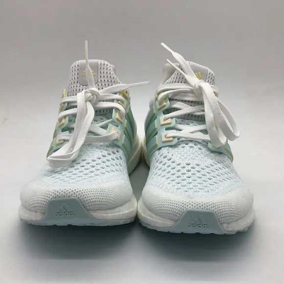 Women’s Adidas Ultraboost 1.0 White/Blue IH7312 New with box