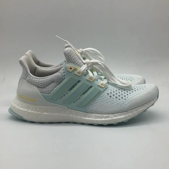 Women’s Adidas Ultraboost 1.0 White/Blue IH7312 New with box