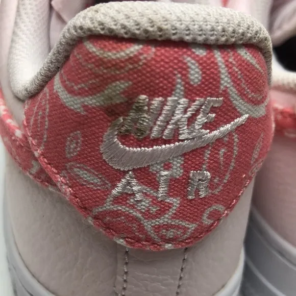 Women’s Air Force 1 Pink/White FD1448-664 USED Mark size 6.5