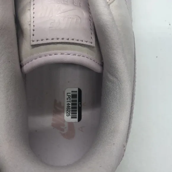Women’s Air Force 1 PRM DR9503-601 Pink/Gum USED Mark on exterior size 10.5