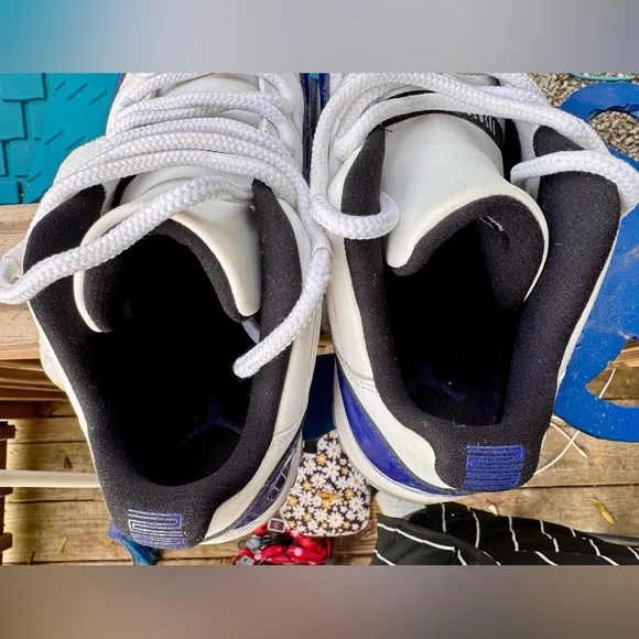 Women’s Air Jordan 11 Retro Lows