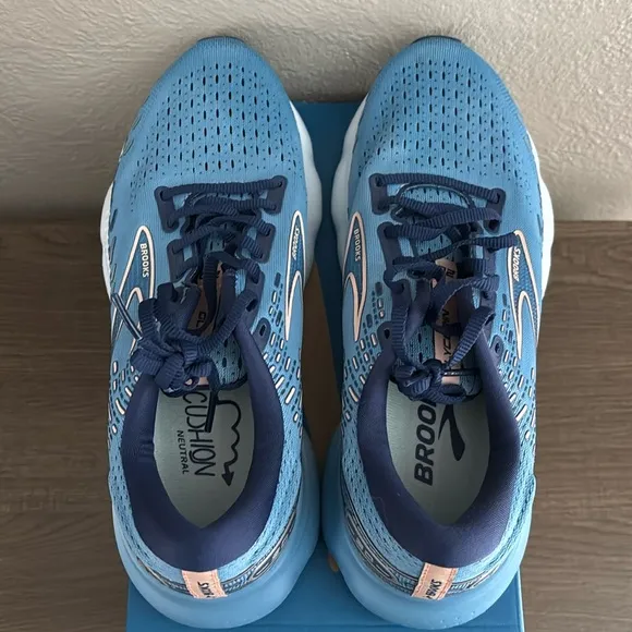 Women’s Brooks Glycerin 20 Running Shoes, Blue, Size 9