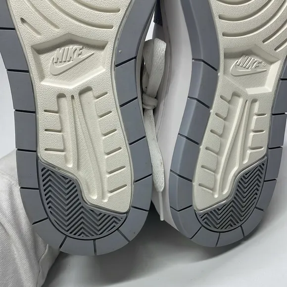 Women’s Jordan 1 Elevate Low Gray/White DH7004-100 USED without box sz 9.5