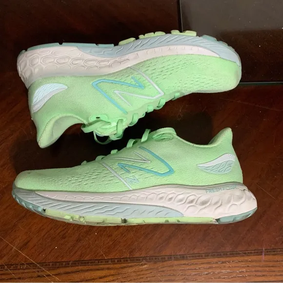 Women’s New Balance Hoka Bondi Foam Insole Running Shoes