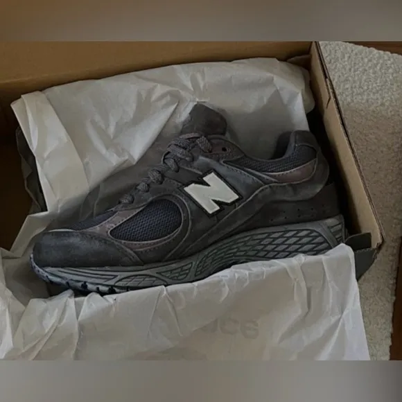 Women’s New Balance Phantom Sneaker Viral Running Athletic Shoes