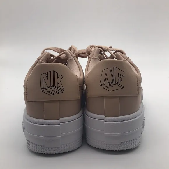 Women’s Nike AF1 Pixel Pink/White CK6649-200 New without box