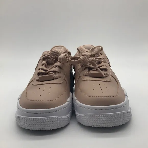 Women’s Nike AF1 Pixel Pink/White CK6649-200 New without box
