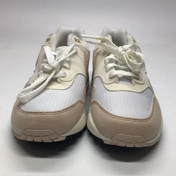 Women’s Nike Air Max 1 White/Tan DZ2628-101 NWOB
