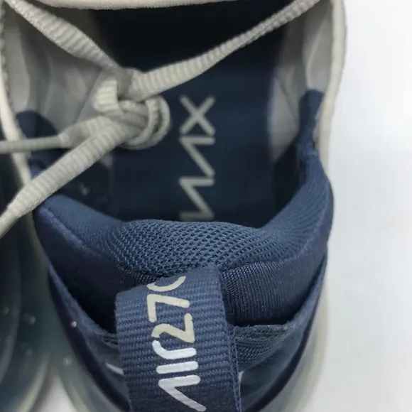 Women’s Nike AirMax 270 Blue/White FQ8783-072 Worn Once Size 9.5