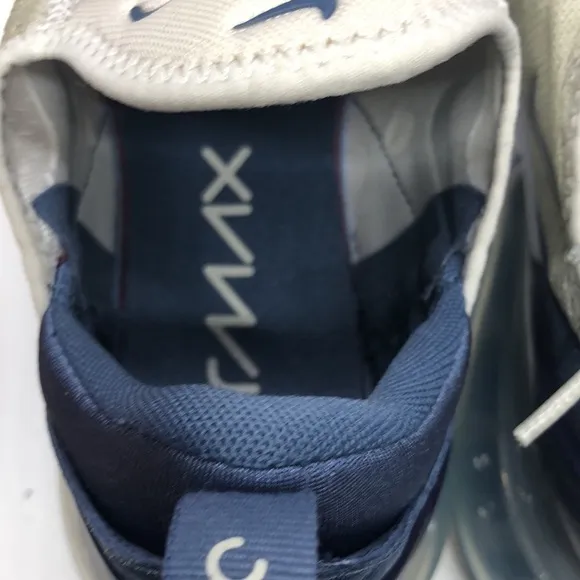 Women’s Nike AirMax 270 Blue/White FQ8783-072 Worn Once Size 9.5