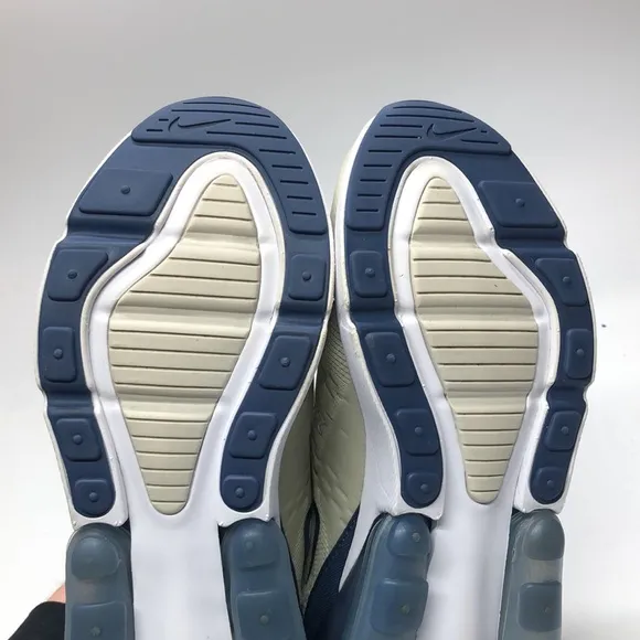 Women’s Nike AirMax 270 Blue/White FQ8783-072 Worn Once Size 9.5