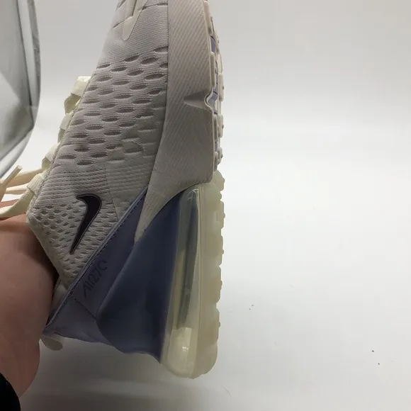 Women’s Nike AirMax 270 Purple/White FB2934-100 USED Size 5