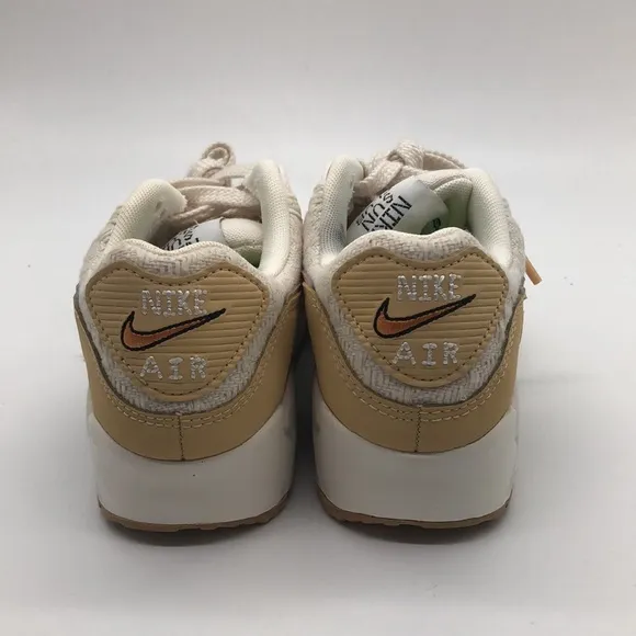 Women’s Nike AirMax 90 SE Sail/White DJ9997-101 NWOB