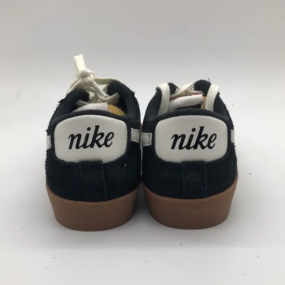Women’s Nike Blazer Low ‘77 VNTG Black/White FQ8060-001 NWB