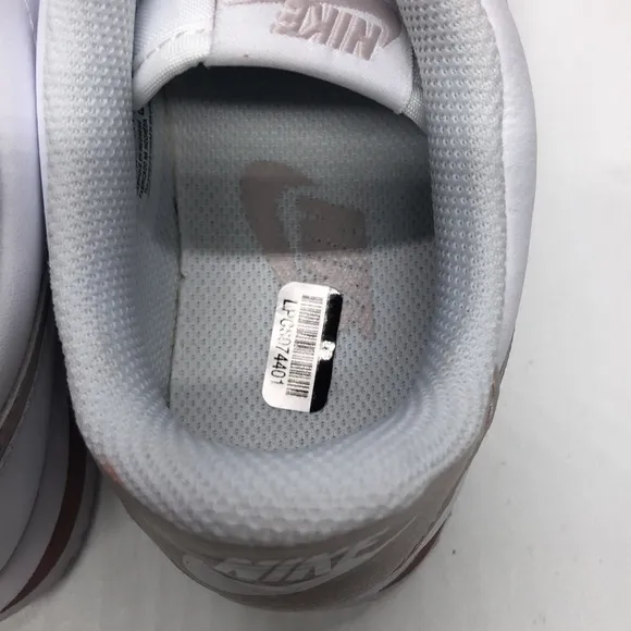 Women’s Nike Cortez White/Pink DN1791-105 Used worn once Size 6.5
