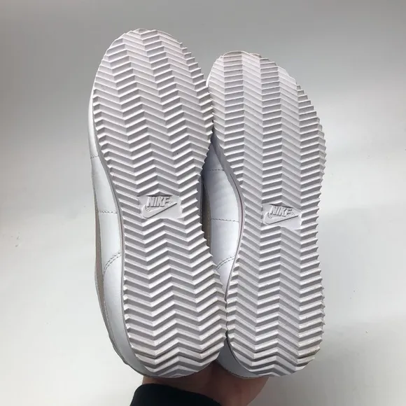 Women’s Nike Cortez White/Pink DN1791-105 Used worn once Size 6.5