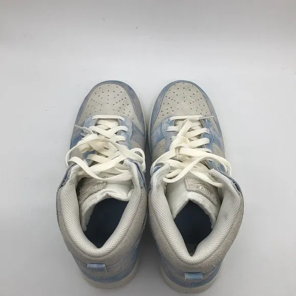 Women’s Nike Dunk HI SE White/Sky Blue FD0882-400 NWOB