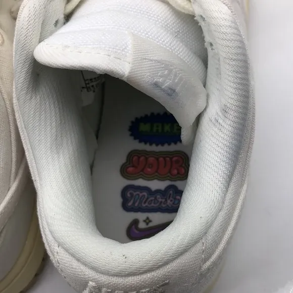 Women’s Nike Dunk Low SE White FD0868-133 USED Size 7