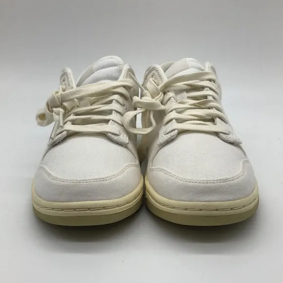 Women’s Nike Dunk Low SE White FD0868-133 USED Size 7