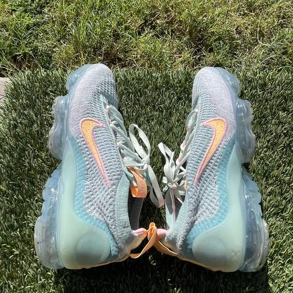 Womens Nike VaporMax FK 2021 Running shoes 7.5